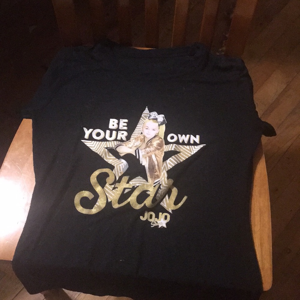 Girls size 14/16 t-shirt  JoJo
